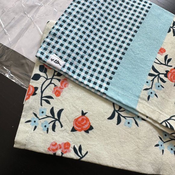 To the Market Ice Ice Lady Tea Towel - Picture 5 of 6